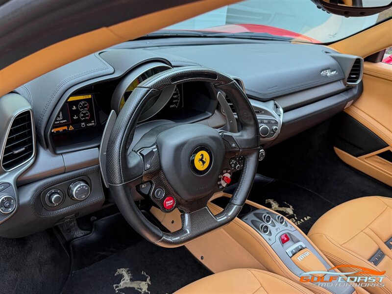 Used 2011 Ferrari 458 Italia Coupe RWD image 27