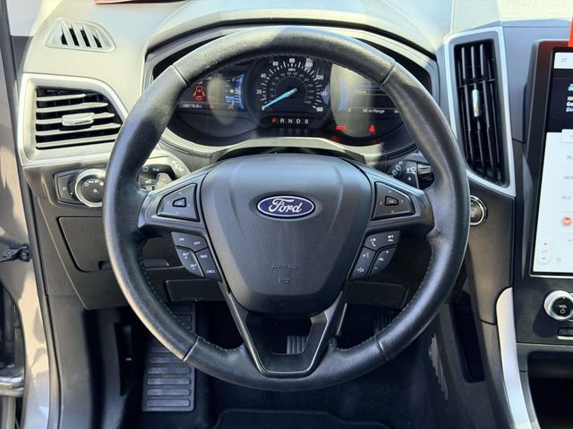 Used 2022 Ford Edge SEL w/ Sport Appearance Package AWD/4WD image 18