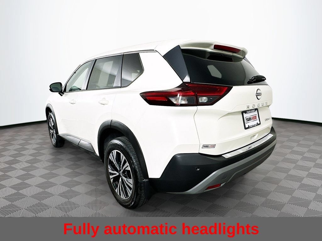 Certified 2023 Nissan Rogue SV AWD/4WD image 9