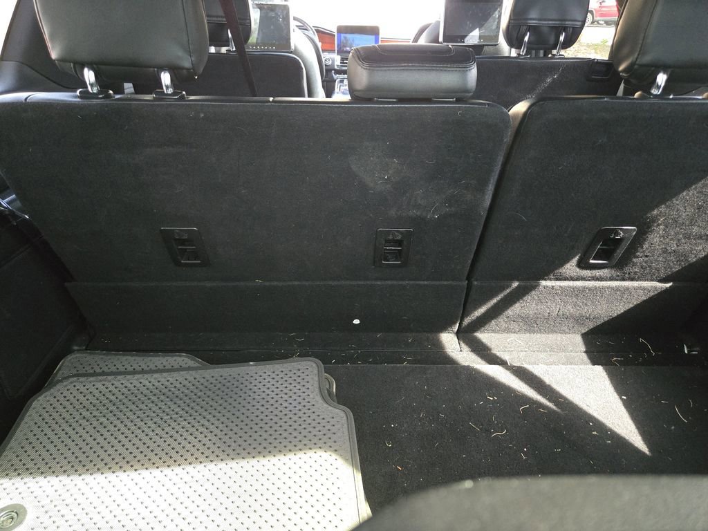 Used 2019 Lincoln Navigator L Reserve image 9