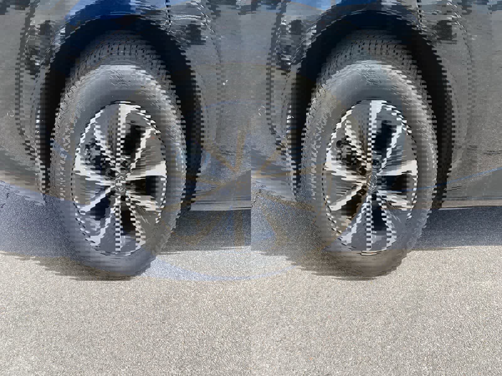 Used 2023 Lexus RZ 450e Premium w/ Technology Package image 5