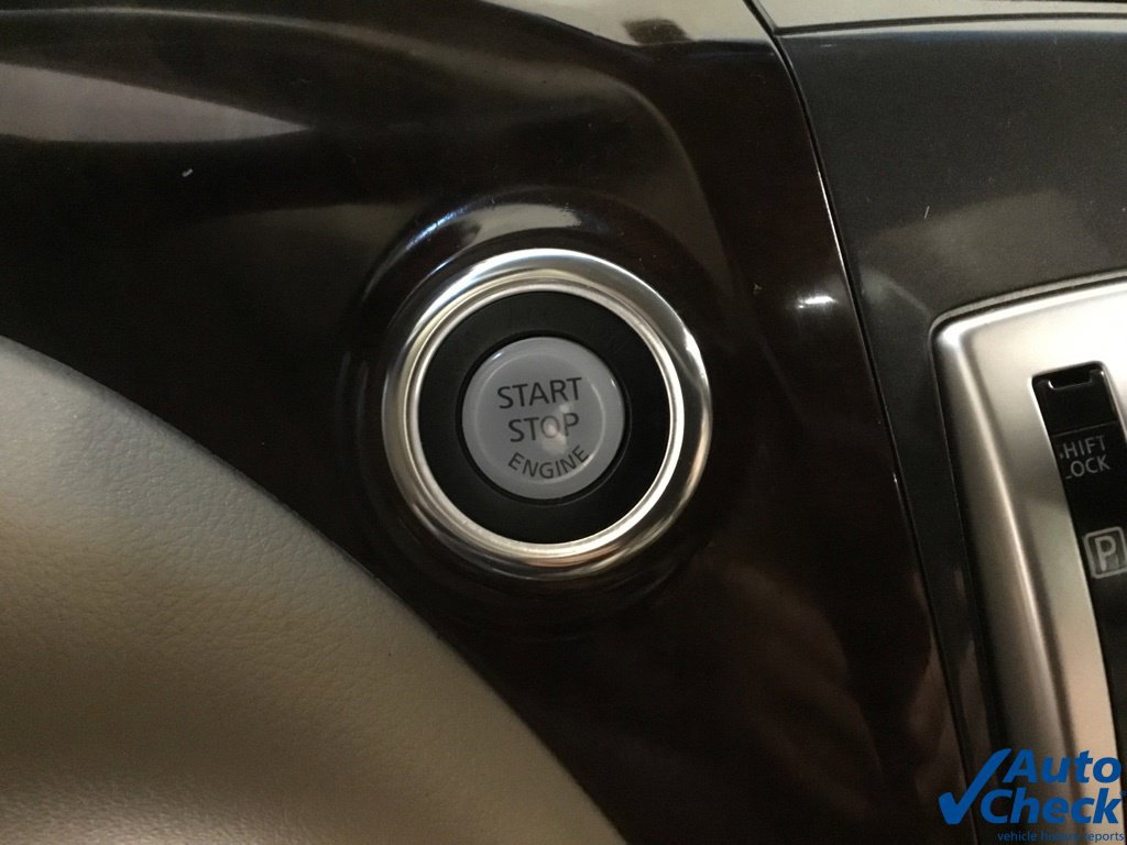 Used 2011 Nissan Quest LE FWD image 50