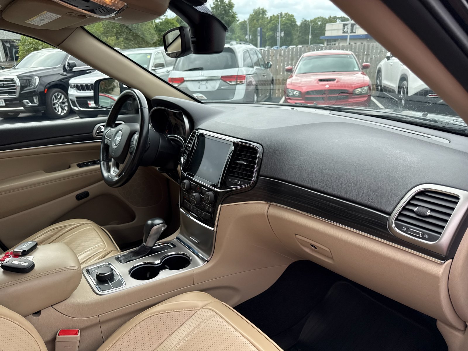Used 2021 Jeep Grand Cherokee Limited AWD/4WD image 26