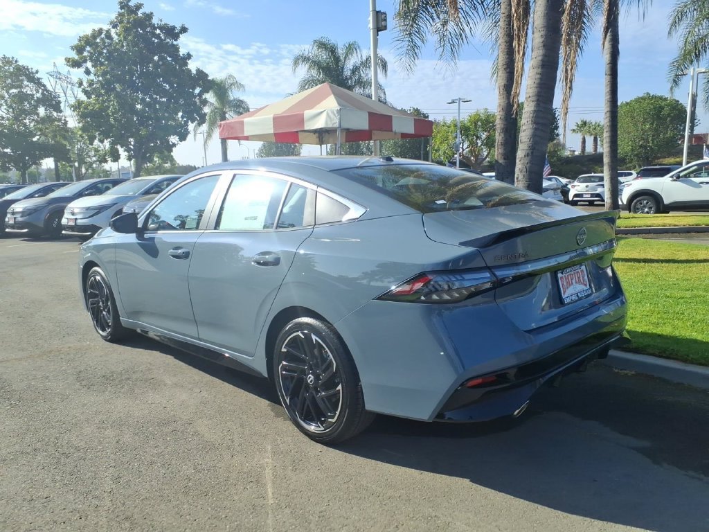 New 2026 Nissan Sentra SR w/ Floor Mat Package FWD image 11