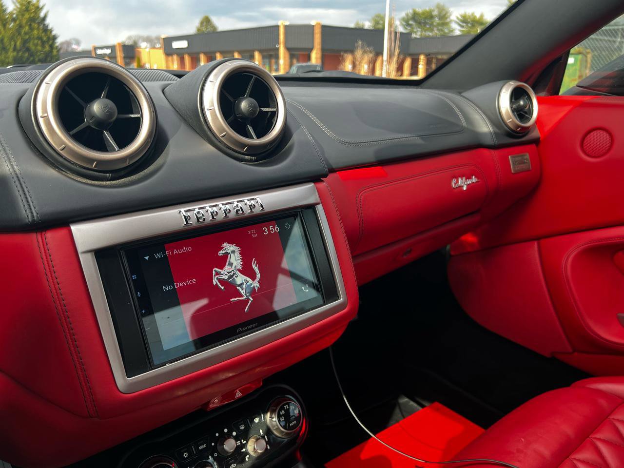 Used 2012 Ferrari California image 16