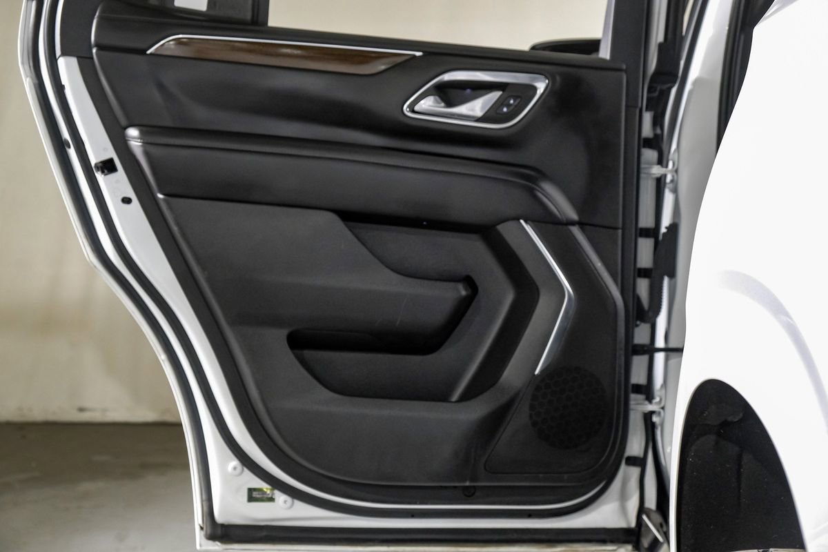 Used 2022 GMC Yukon SLE w/ Max Trailering Package image 36