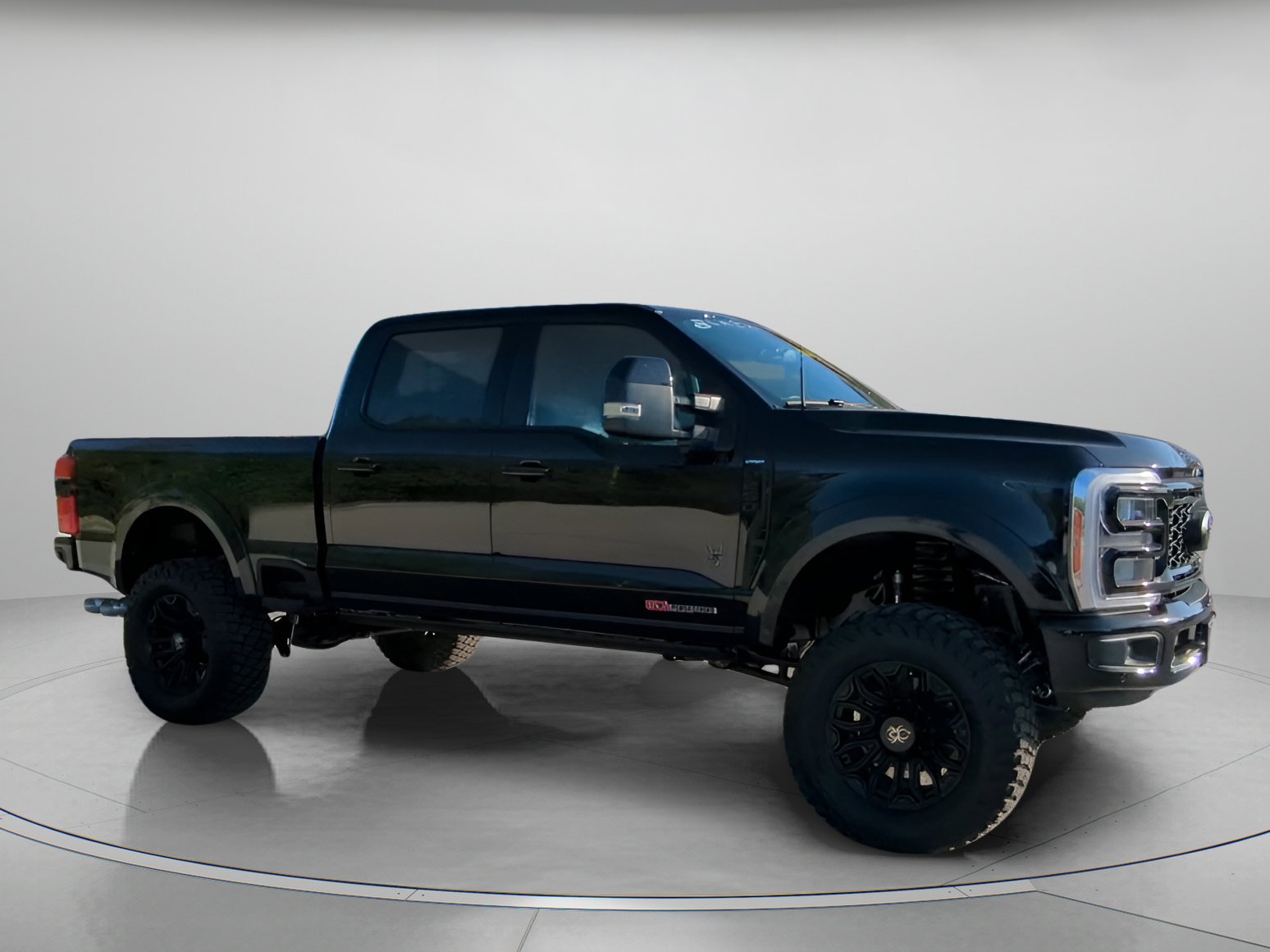 New 2026 Ford F250 Lariat w/ Black Appearance Package image 36