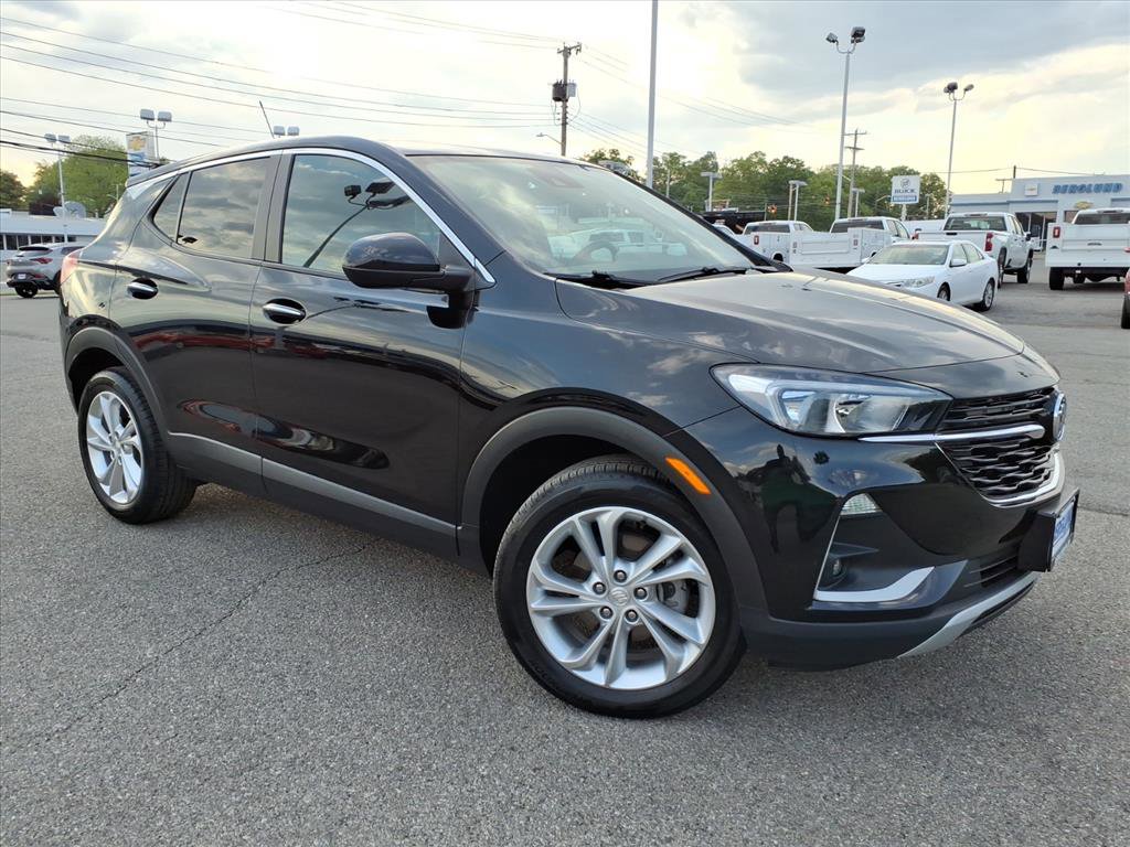Used 2023 Buick Encore GX Preferred w/ Cold Weather Comfort Package AWD/4WD image 2
