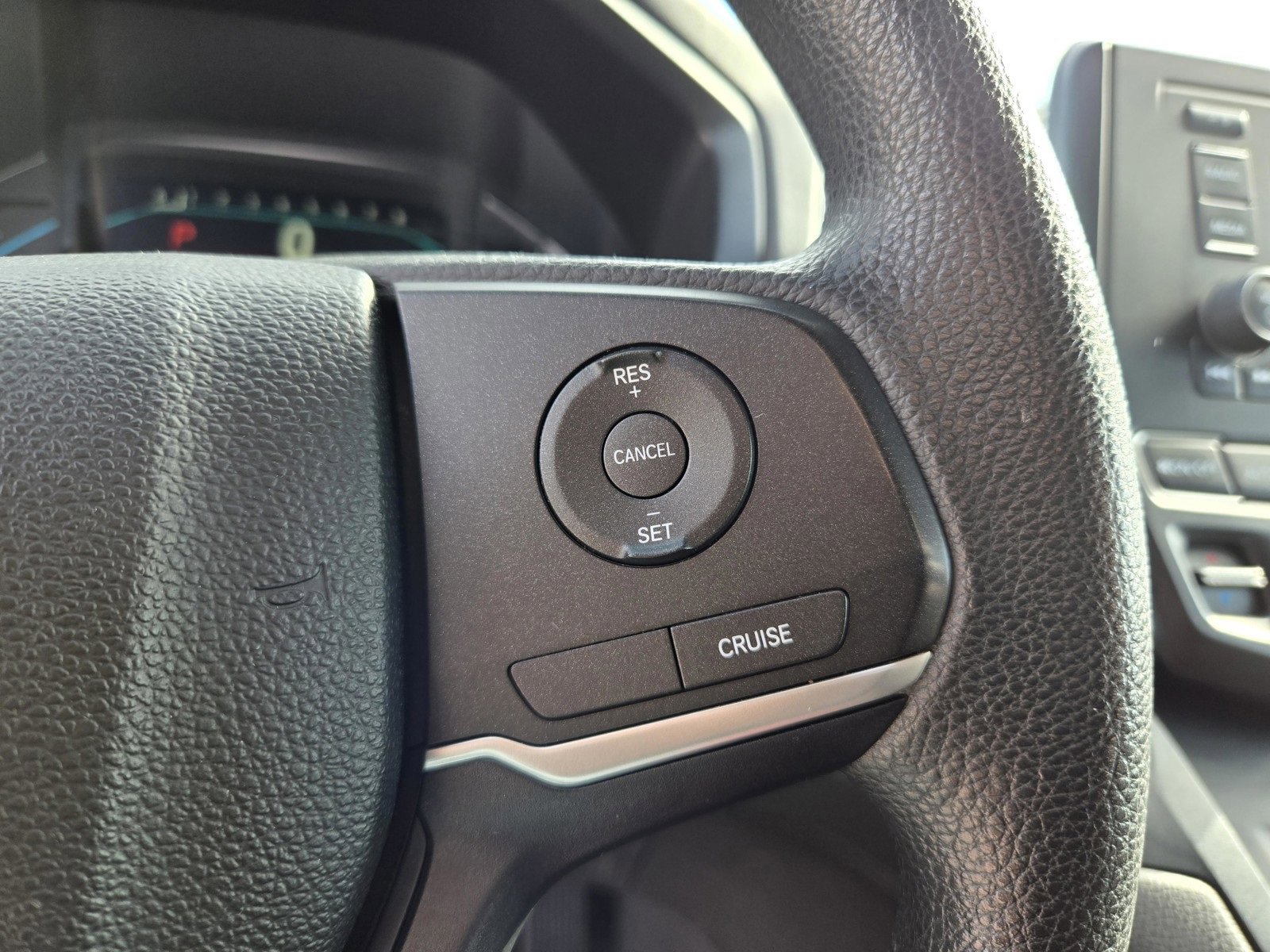 Used 2018 Honda Odyssey LX image 18