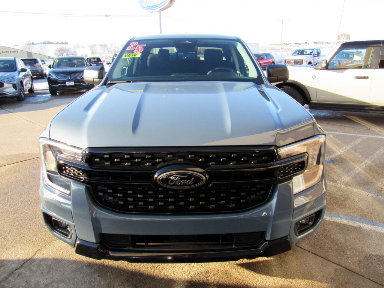 New 2025 Ford Ranger XLT w/ Equipment Group 301A High image 4