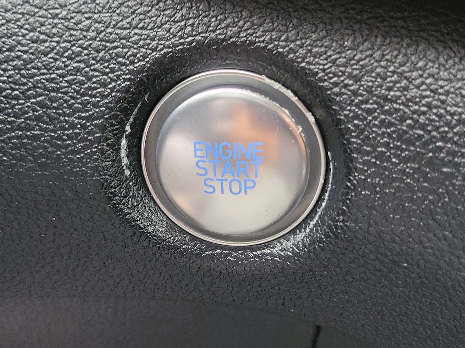 Certified 2022 Hyundai Santa Fe SEL image 12