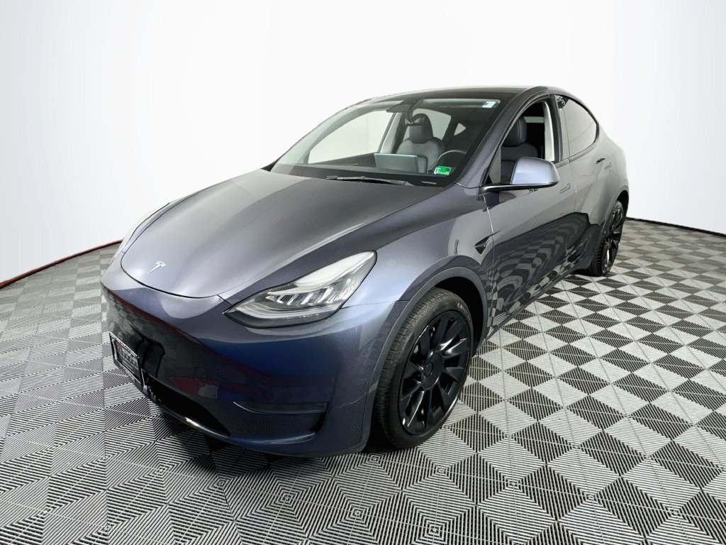 Used 2023 Tesla Model Y Long Range AWD/4WD image 3