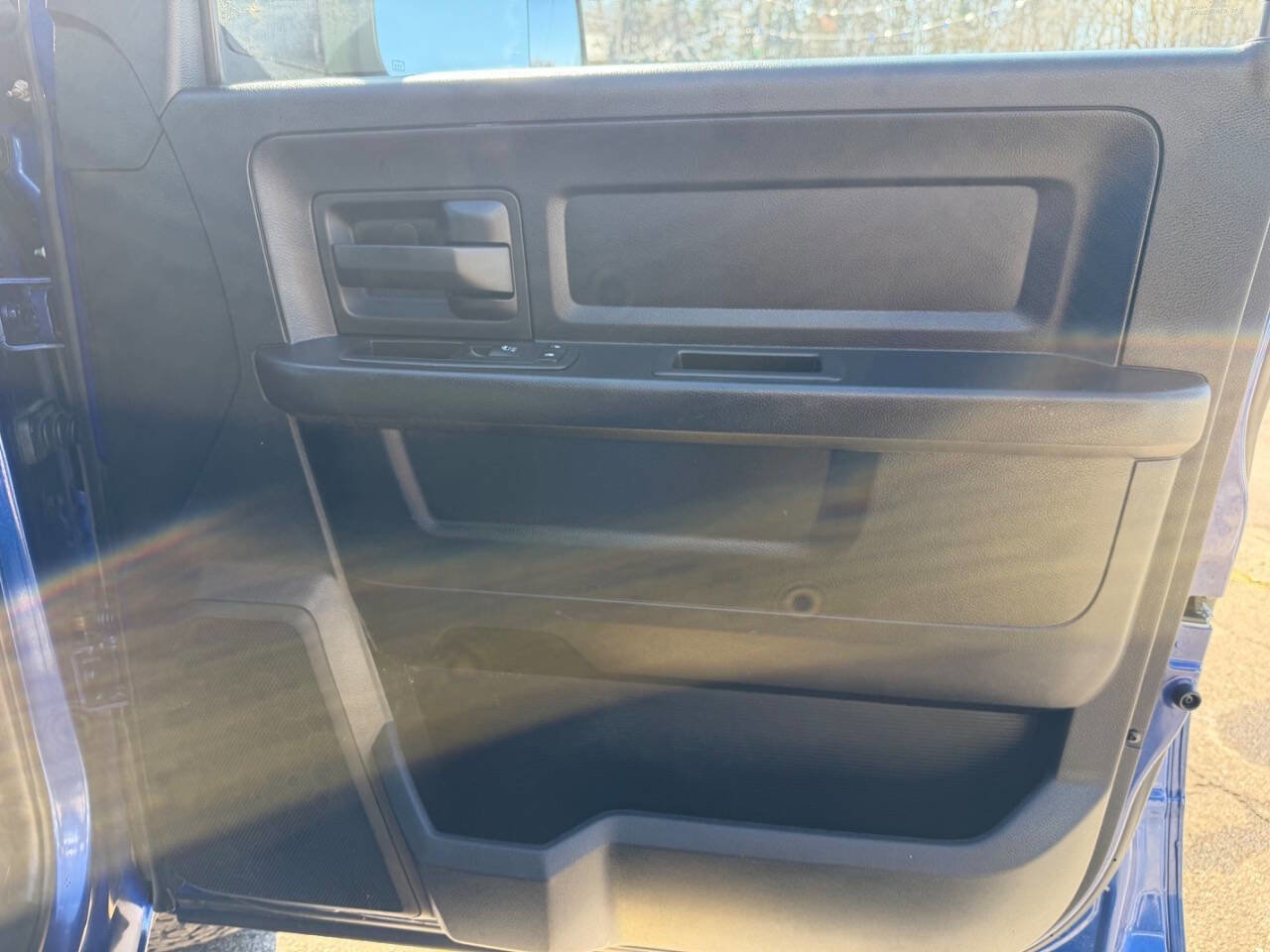 Used 2014 RAM 1500 Express AWD/4WD image 17