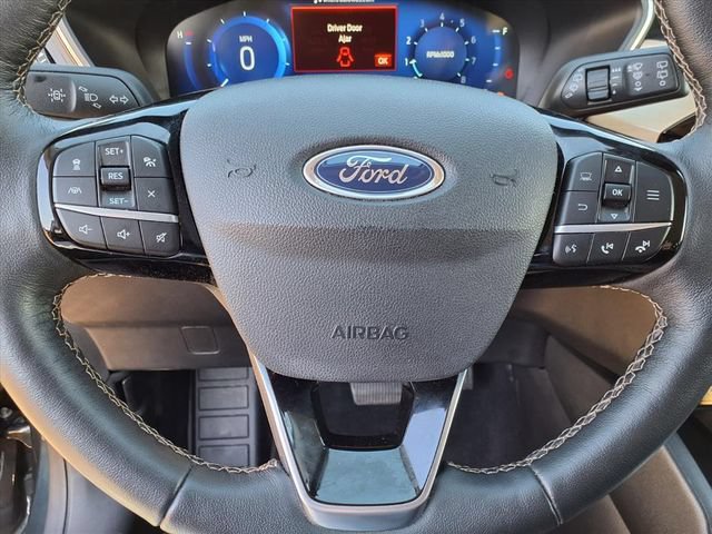 Certified 2022 Ford Escape Titanium w/ Titanium Elite Package AWD/4WD image 26