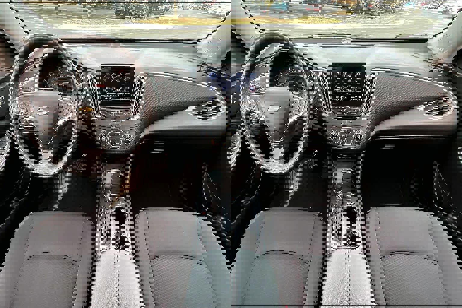 Used 2024 Chevrolet Malibu LT image 16