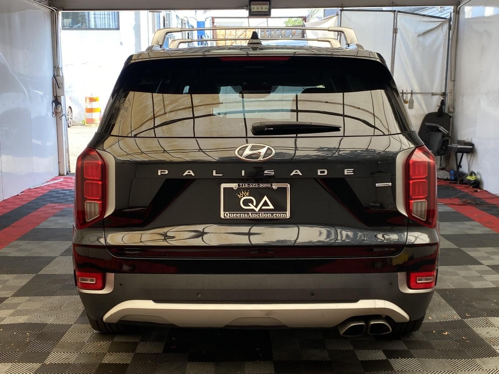 Used 2020 Hyundai Palisade SEL w/ Winter Weather Package AWD/4WD image 5