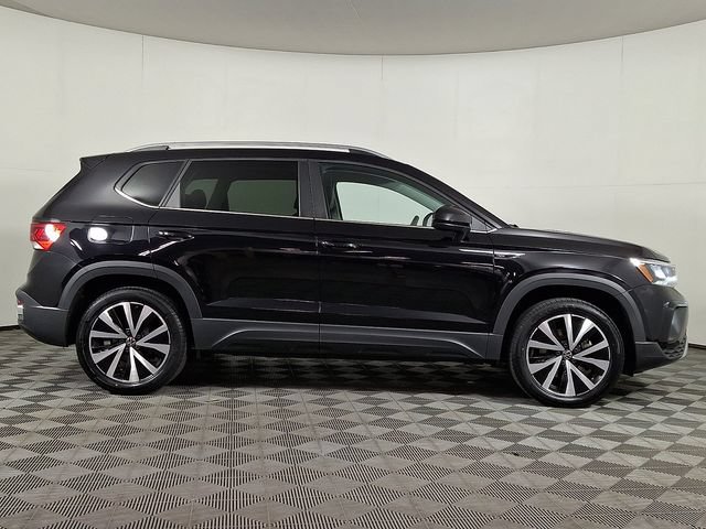 Used 2022 Volkswagen Taos SE AWD/4WD image 10