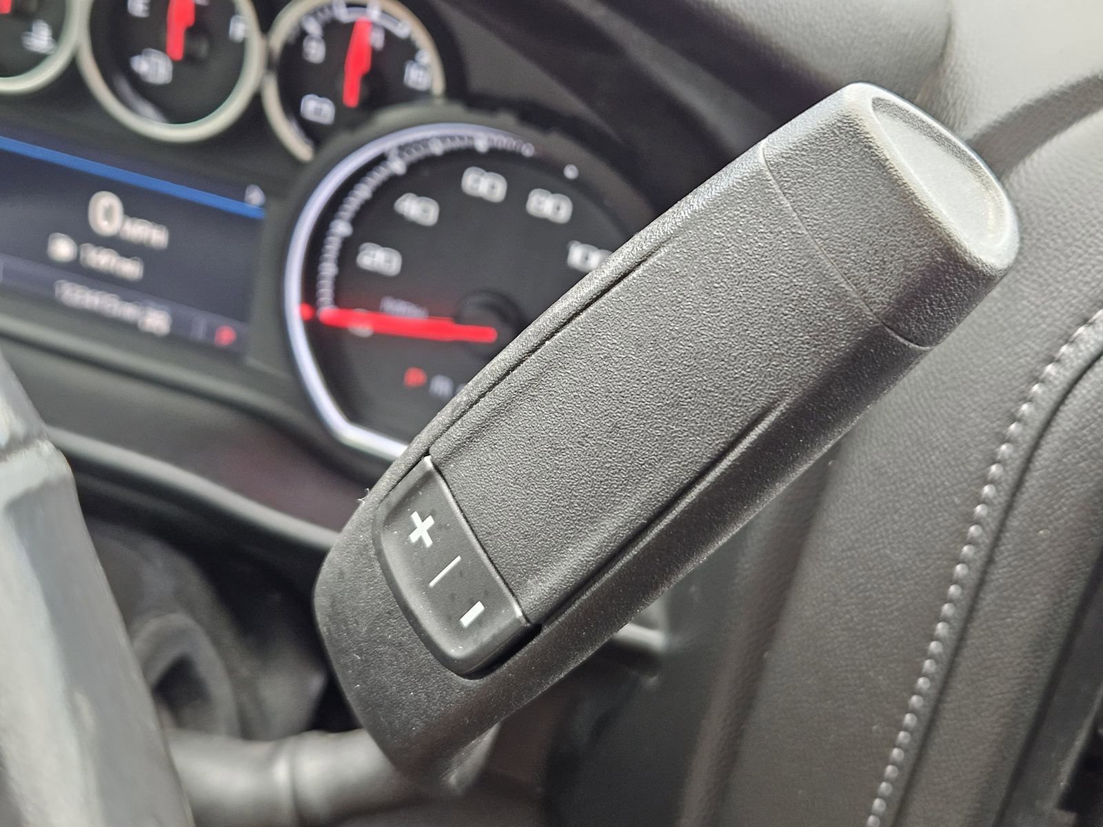 Used 2021 Chevrolet Silverado 1500 LT AWD/4WD image 26