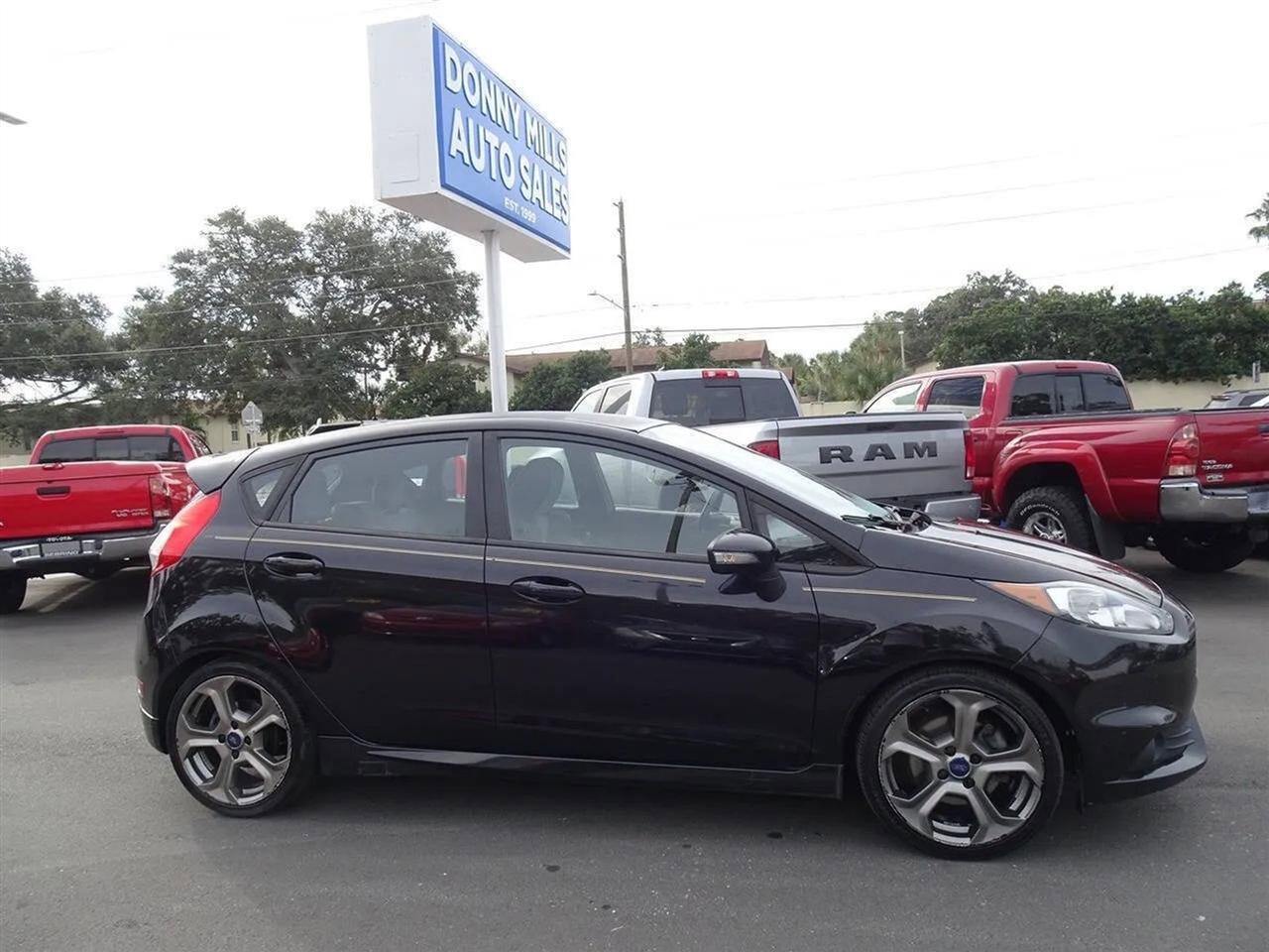 Used 2014 Ford Fiesta ST w/ ST Recaro Package image 6