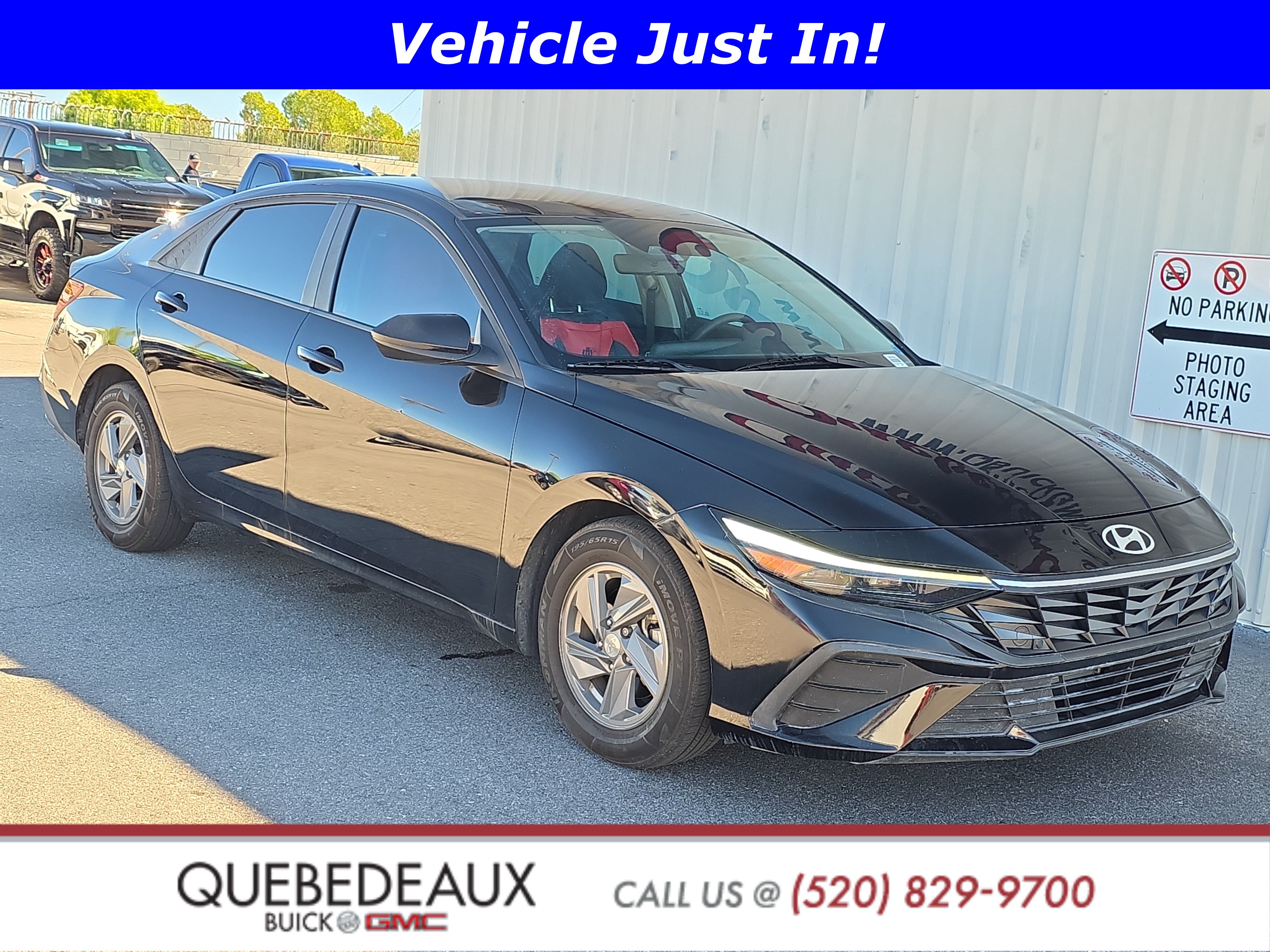 Used 2025 Hyundai Elantra SE
