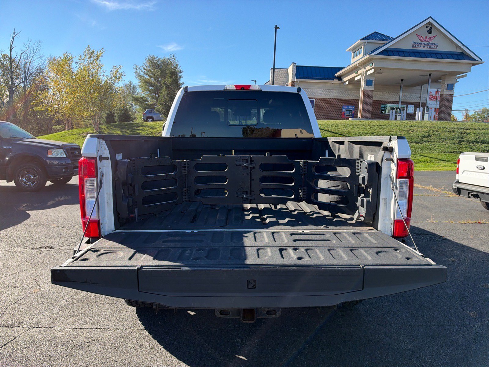 Used 2017 Ford F250 Lariat w/ Lariat Ultimate Package AWD/4WD image 14