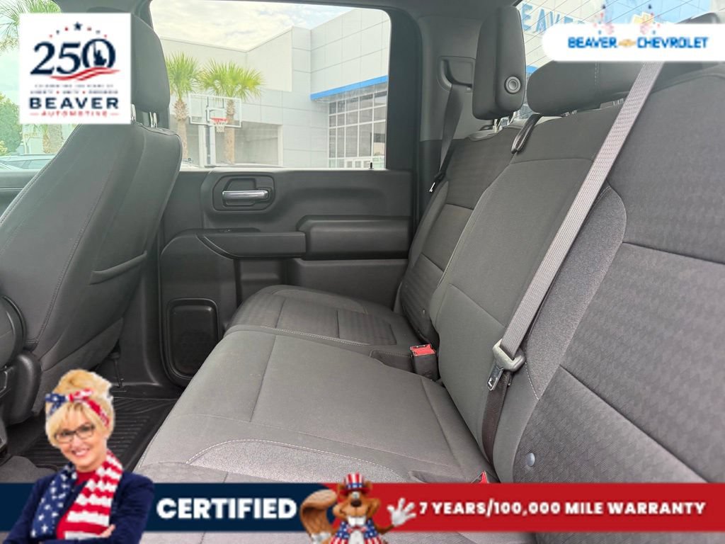 Used 2023 Chevrolet Silverado 2500 LT w/ Midnight Edition AWD/4WD image 9