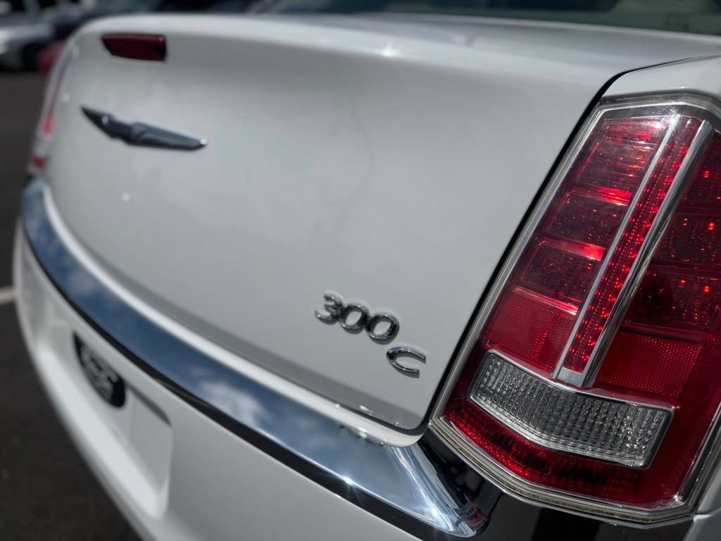 Used 2014 Chrysler 300 C AWD/4WD image 12