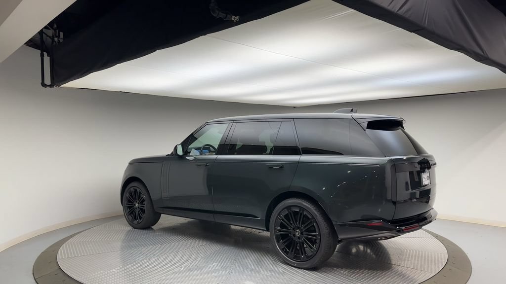 Used 2024 Land Rover Range Rover Long Wheelbase Autobiography AWD/4WD image 6