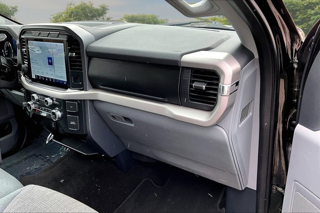 Used 2022 Ford F150 XLT w/ Equipment Group 302A High image 16