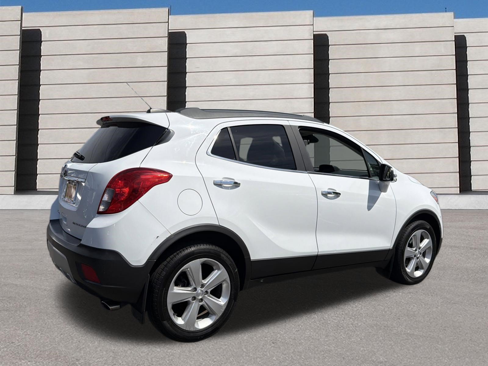 Used 2016 Buick Encore Convenience FWD image 5