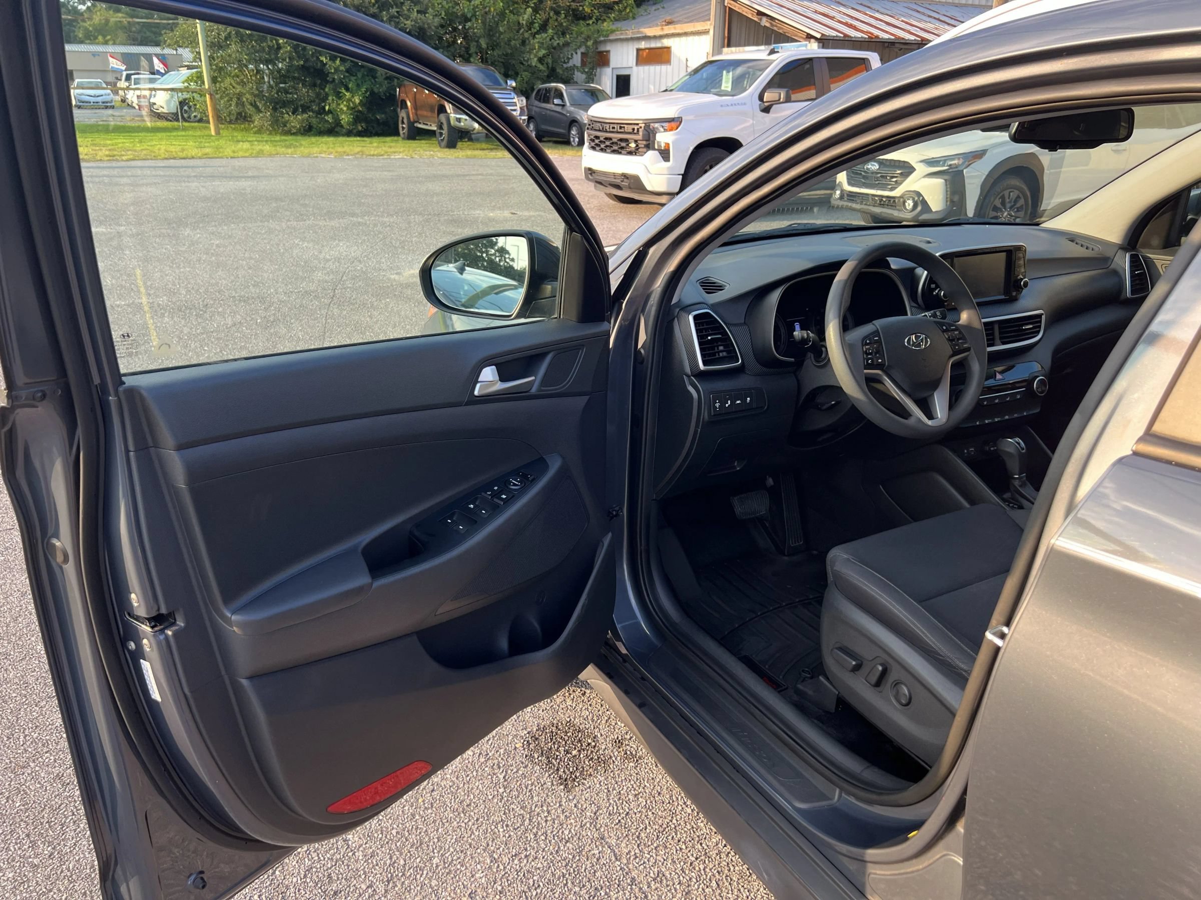 Used 2021 Hyundai Tucson Value FWD image 16