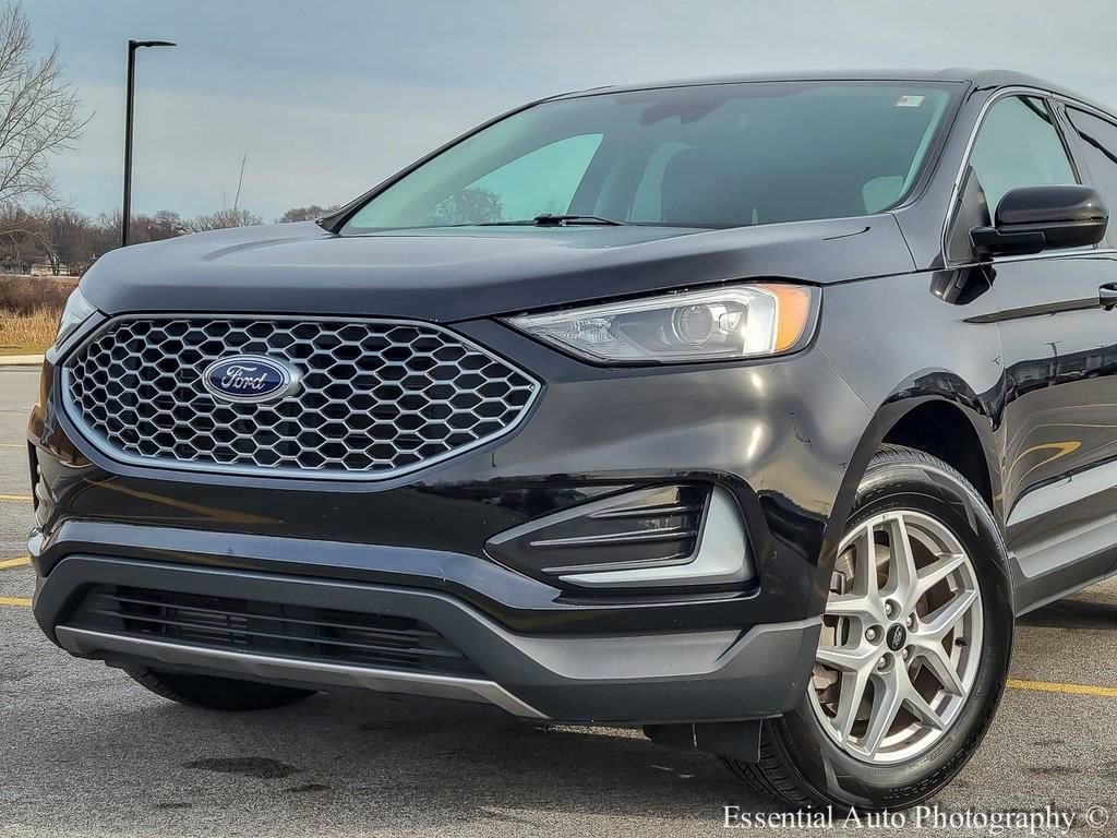 Used 2023 Ford Edge SEL AWD/4WD image 2