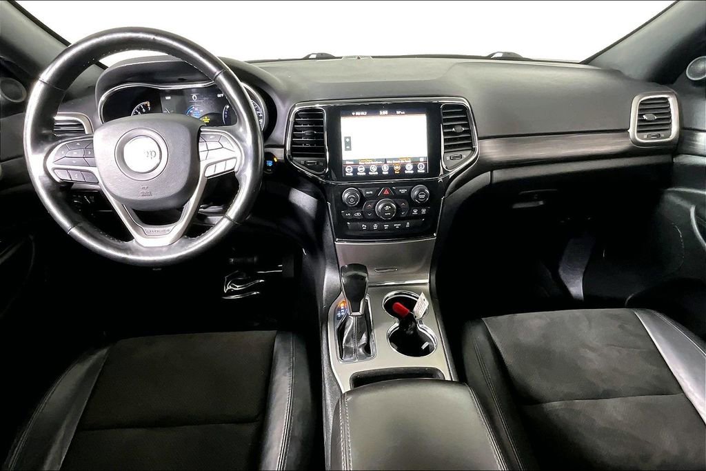 Used 2021 Jeep Grand Cherokee Laredo X image 14