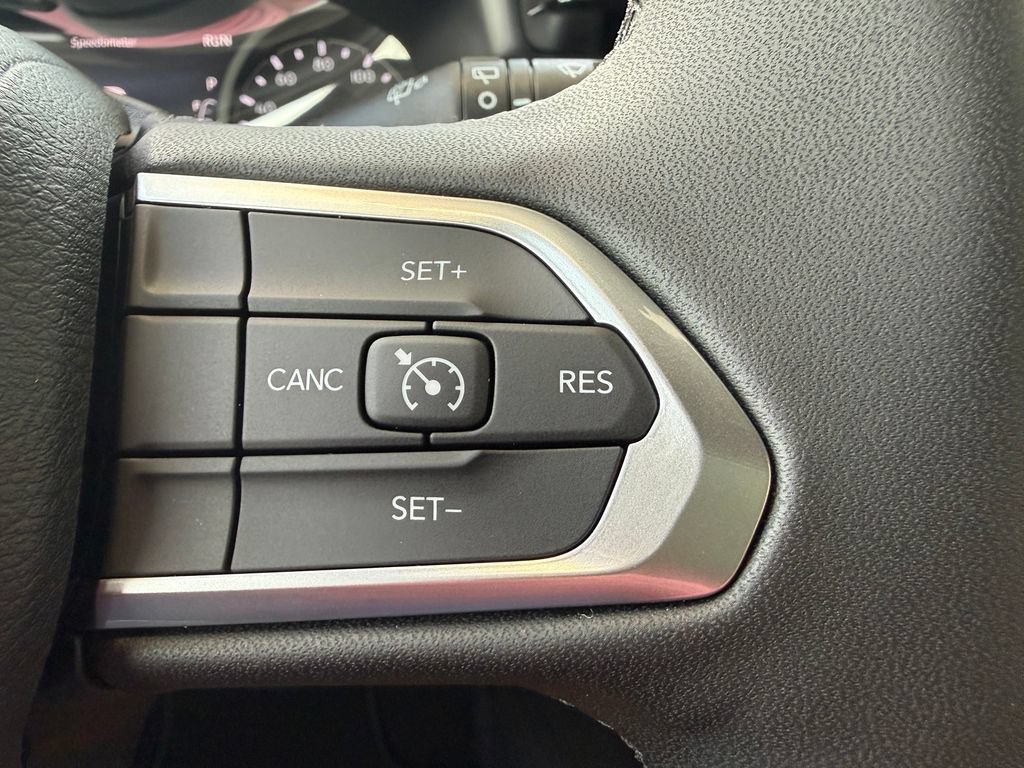 New 2026 Jeep Compass Latitude AWD/4WD image 17