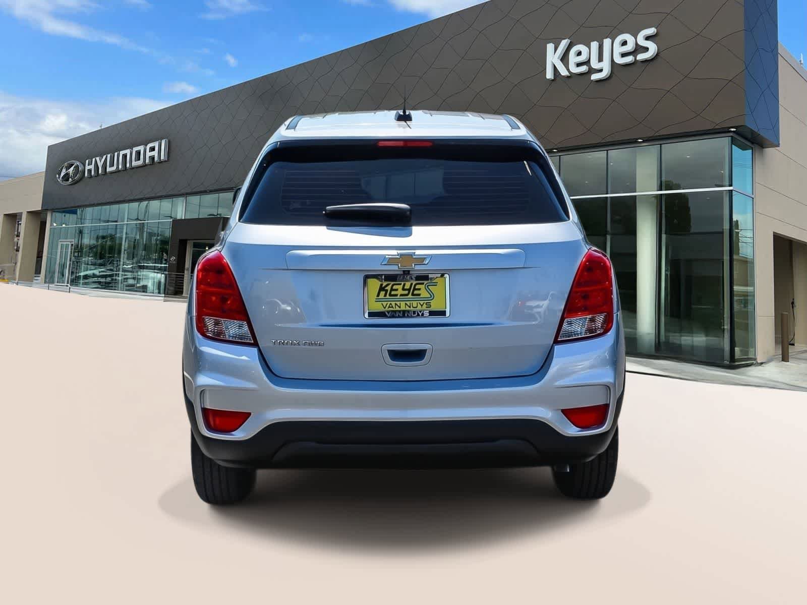 Used 2018 Chevrolet Trax LS AWD/4WD image 6