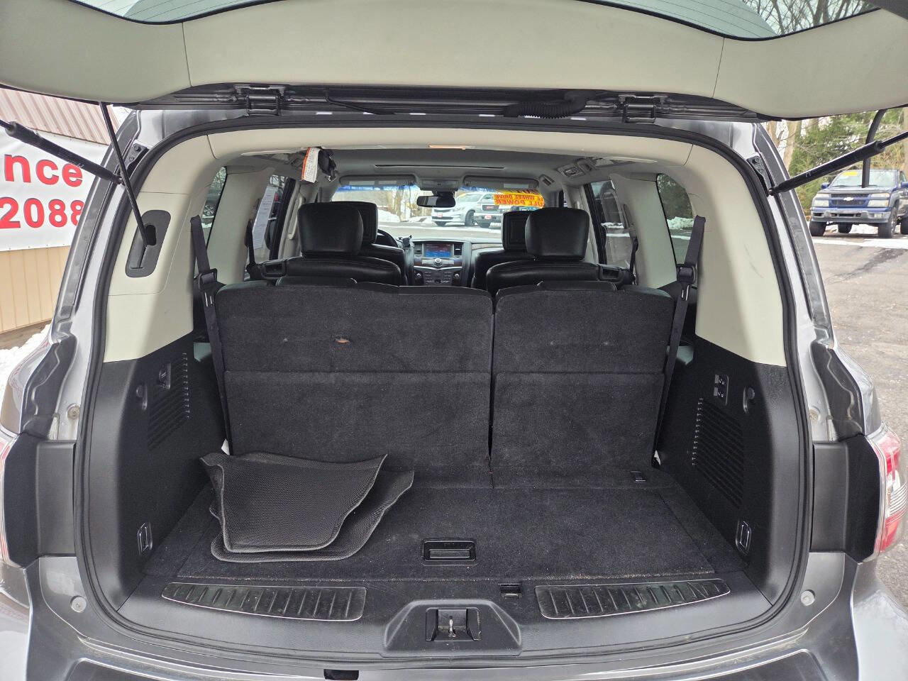 Used 2017 Nissan Armada Platinum image 8