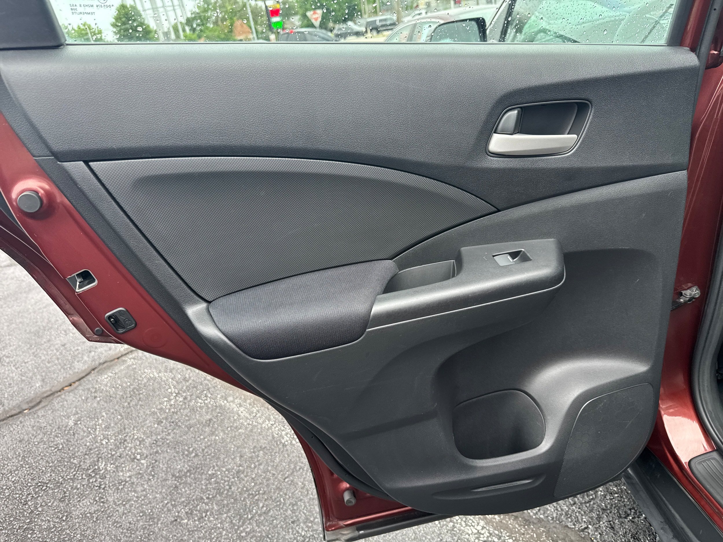 Used 2015 Honda CR-V LX image 7