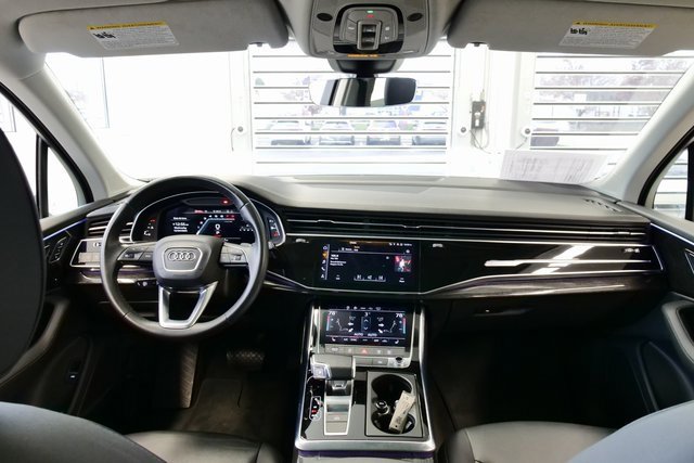 Used 2024 Audi Q7 3.0T Premium Plus image 21
