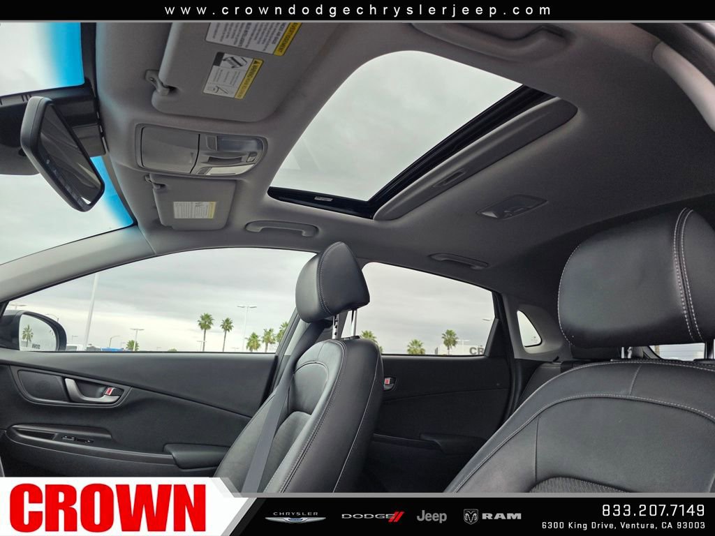 Used 2021 Hyundai Kona Limited w/ Cargo Package image 23