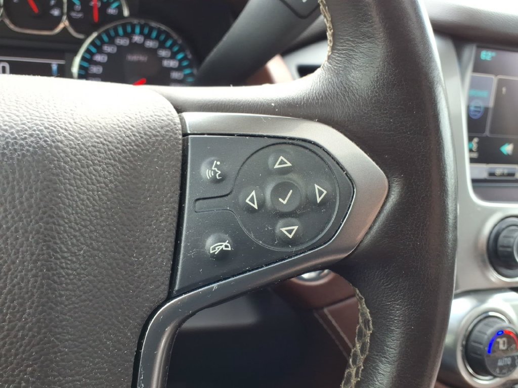 Used 2015 Chevrolet Suburban LTZ AWD/4WD image 27