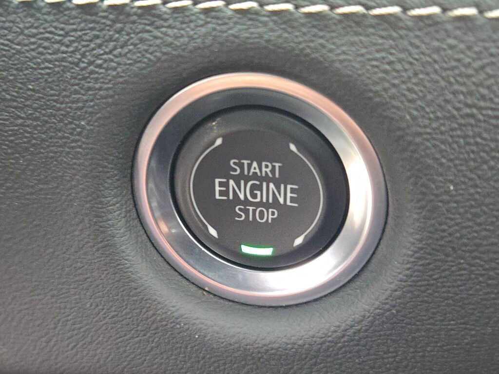 Used 2025 Cadillac Escalade Sport w/ Touring Package image 38