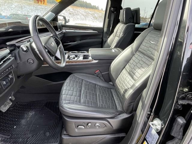 Used 2025 Cadillac Escalade Sport Platinum image 15