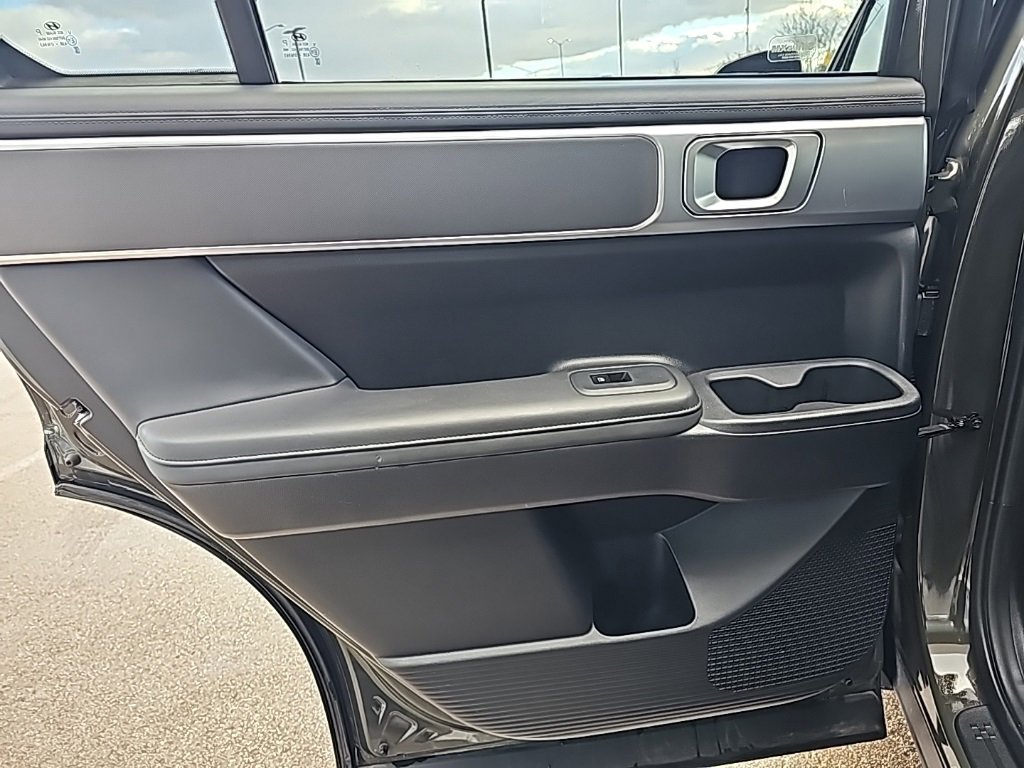 Certified 2025 Hyundai Santa Fe SEL image 28