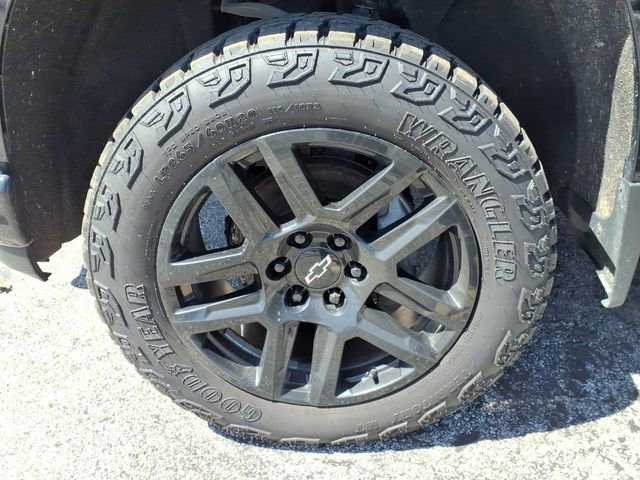 Used 2021 Chevrolet Silverado 1500 Custom Trail Boss AWD/4WD image 14