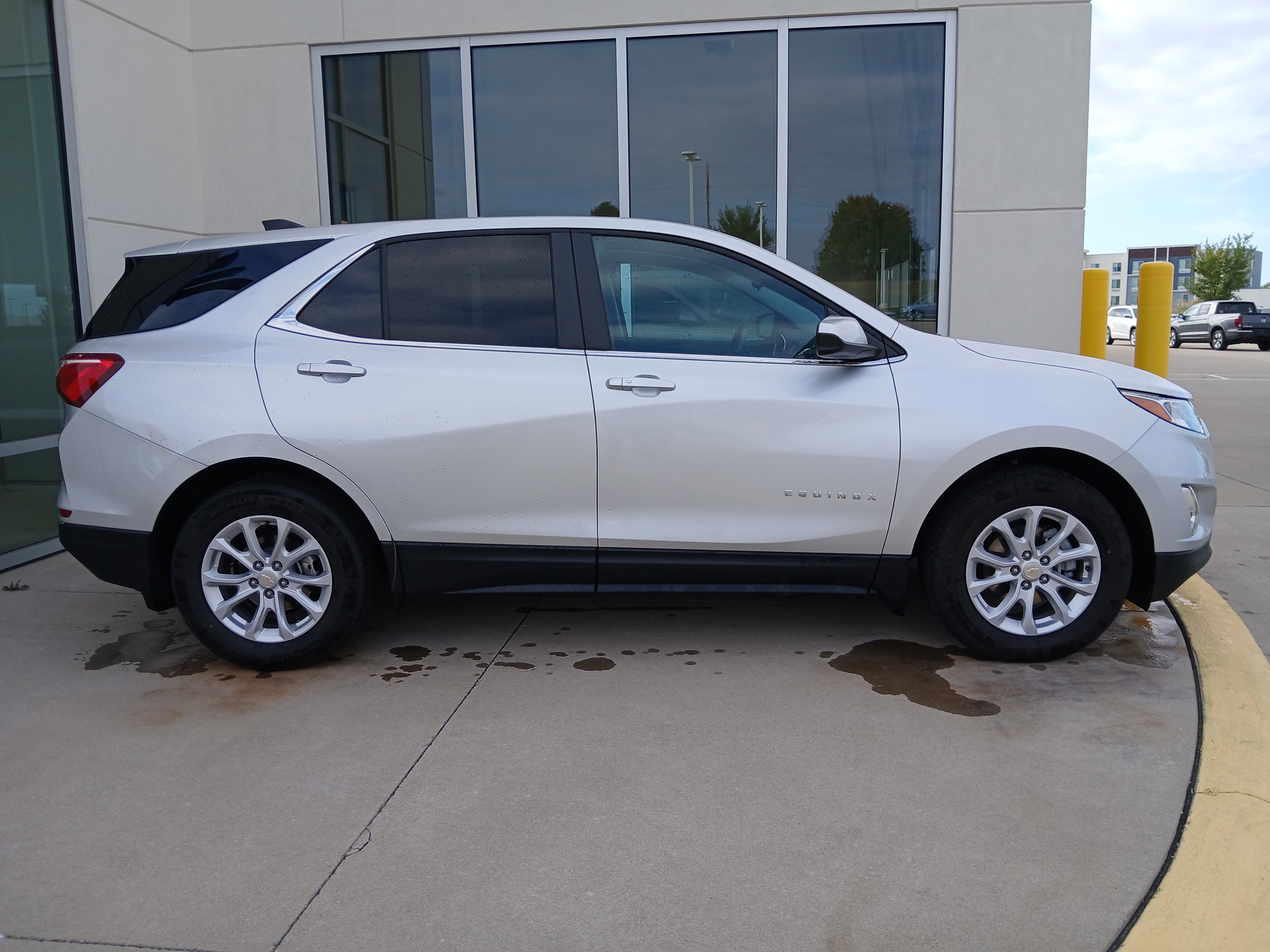 Used 2021 Chevrolet Equinox LT image 6