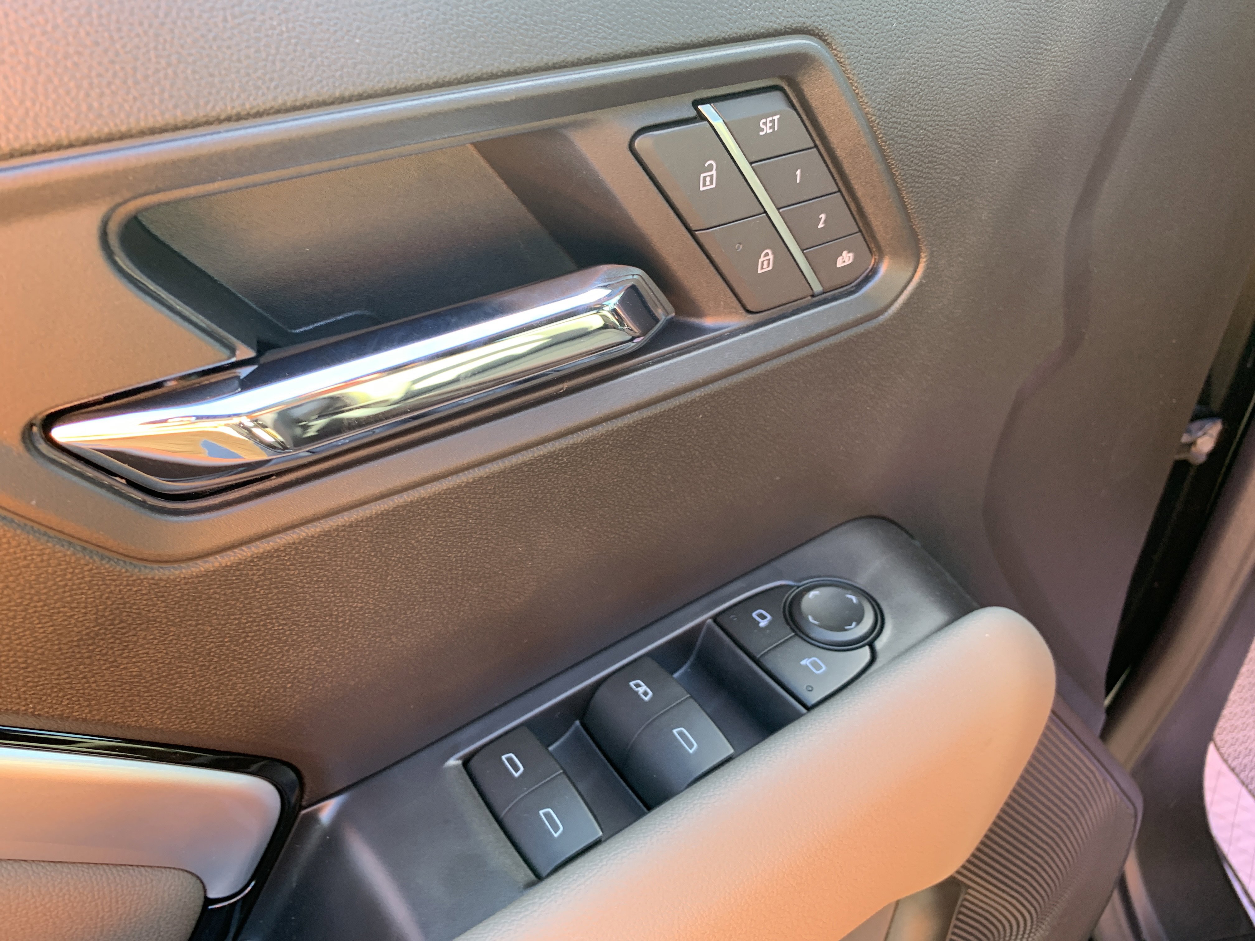 New 2026 Chevrolet Colorado ZR2 w/ Technology Package image 9