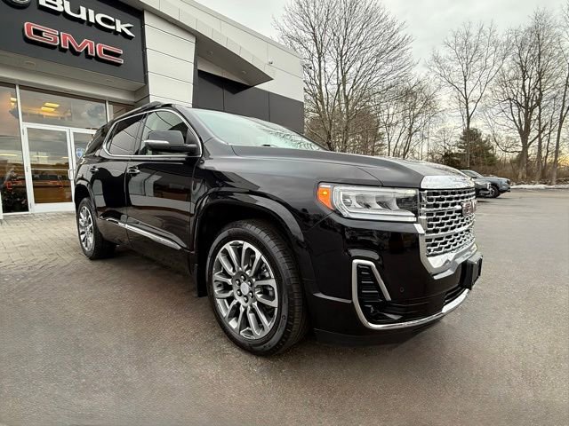 Used 2023 GMC Acadia Denali w/ Denali Ultimate Package image 8