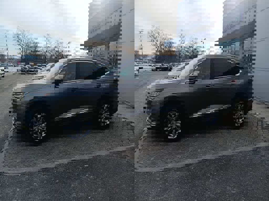 Used 2023 Acura MDX SH-AWD image 3