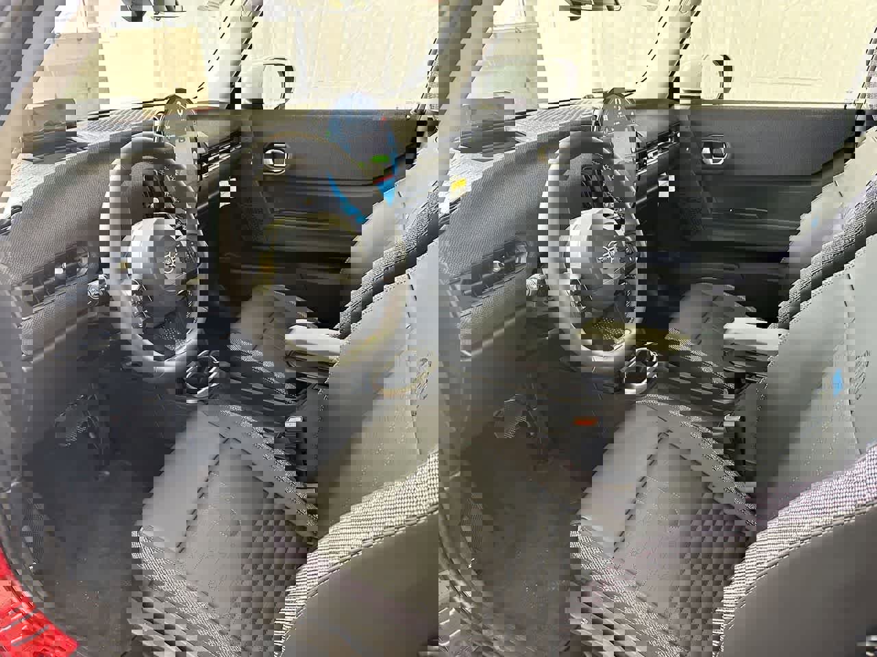 Certified 2025 MINI Cooper 2-Door Hardtop image 10