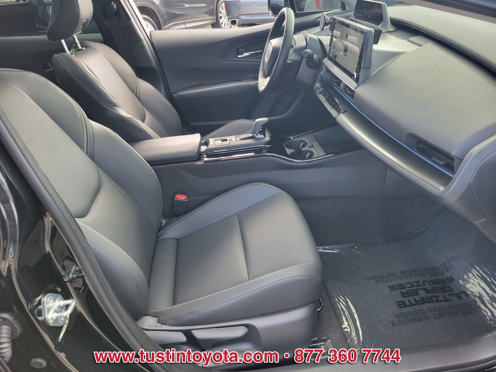 Used 2026 Toyota Prius Plug-In Hybrid FWD image 15